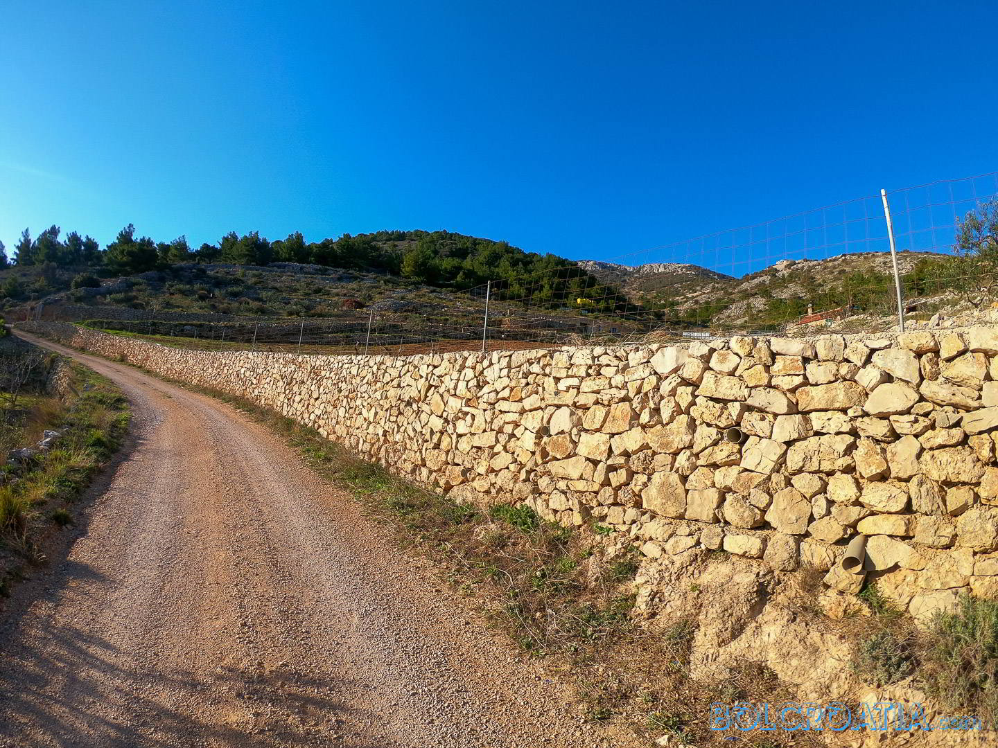 The mountain biking or hiking trail east of bol Hiking trail east of bol 08